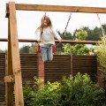 Hustawka-dla-Dzieci-Ogrodowa-Mocna-do-Domu-Ogrodu-Profilowana-Deska-Liny-UV-Wiek-dziecka-3-lata.jpg